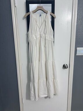 Old Navy Cream Tiered Maxi Dress